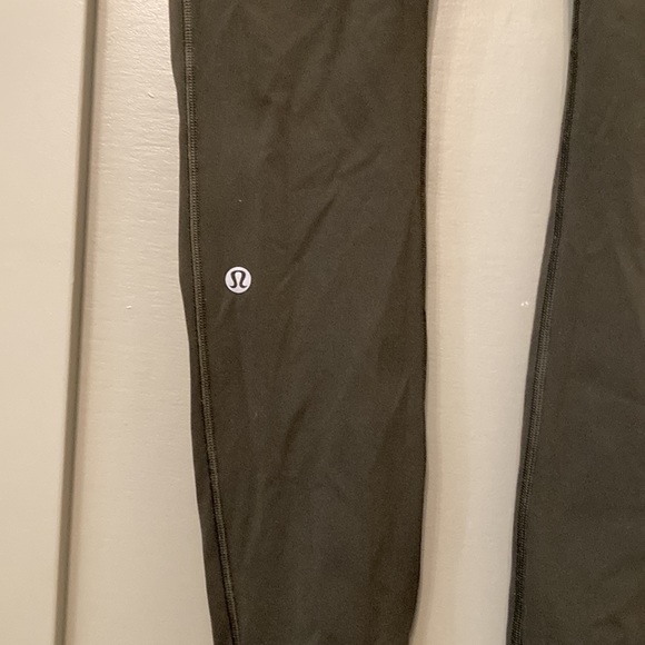 Lululemon Speed Up Tight Full-On Luxtreme 28" Dark Olive Running Leggings Size 4 - Picture 13 of 13